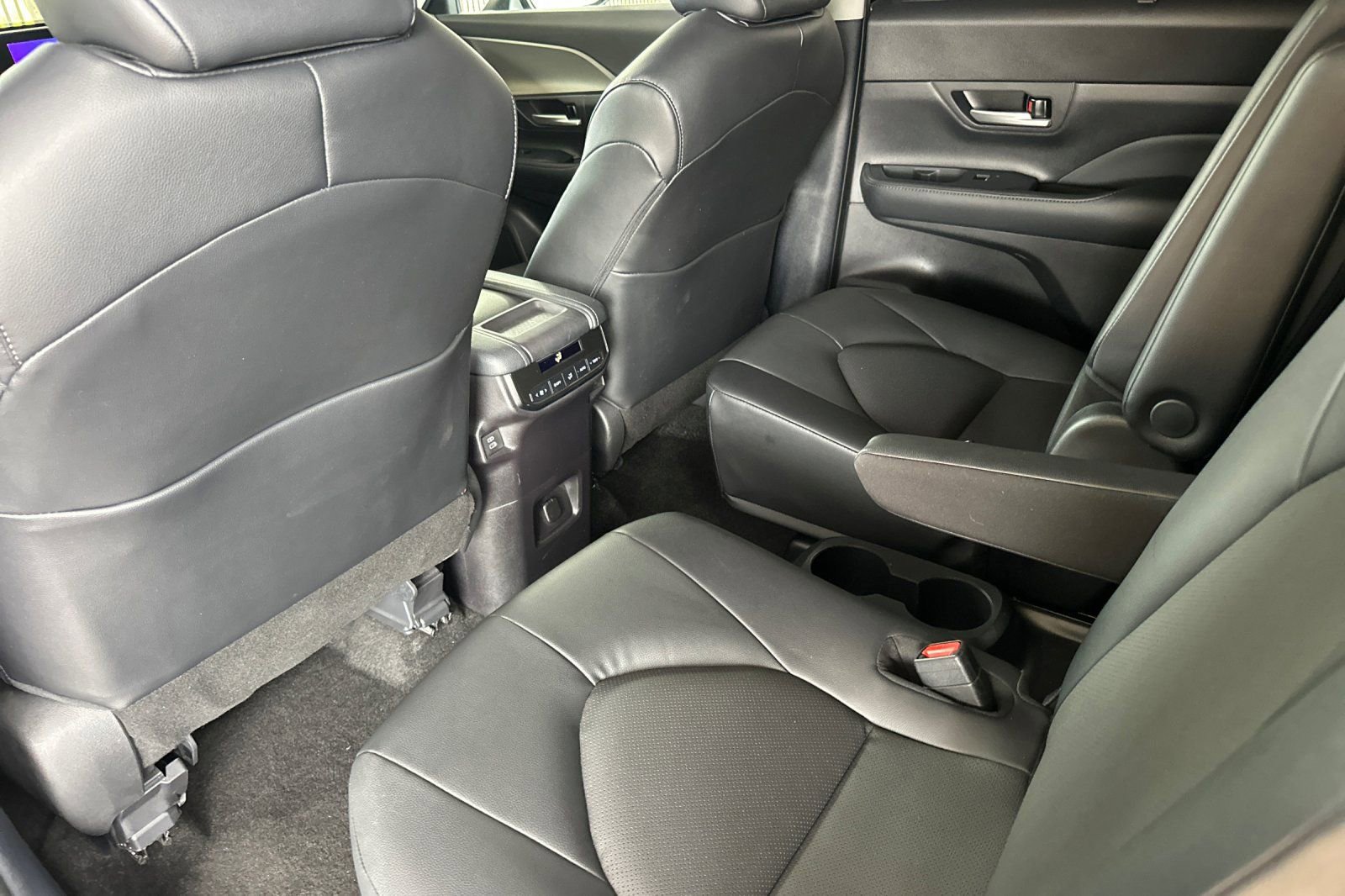 Certified 2024 Toyota Grand Highlander XLE image 15