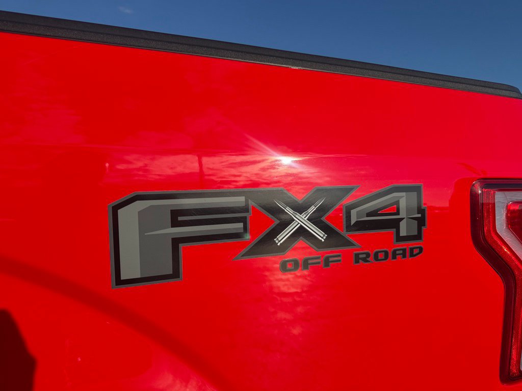 Used 2020 Ford F150 XLT w/ Equipment Group 302A Luxury AWD/4WD image 19