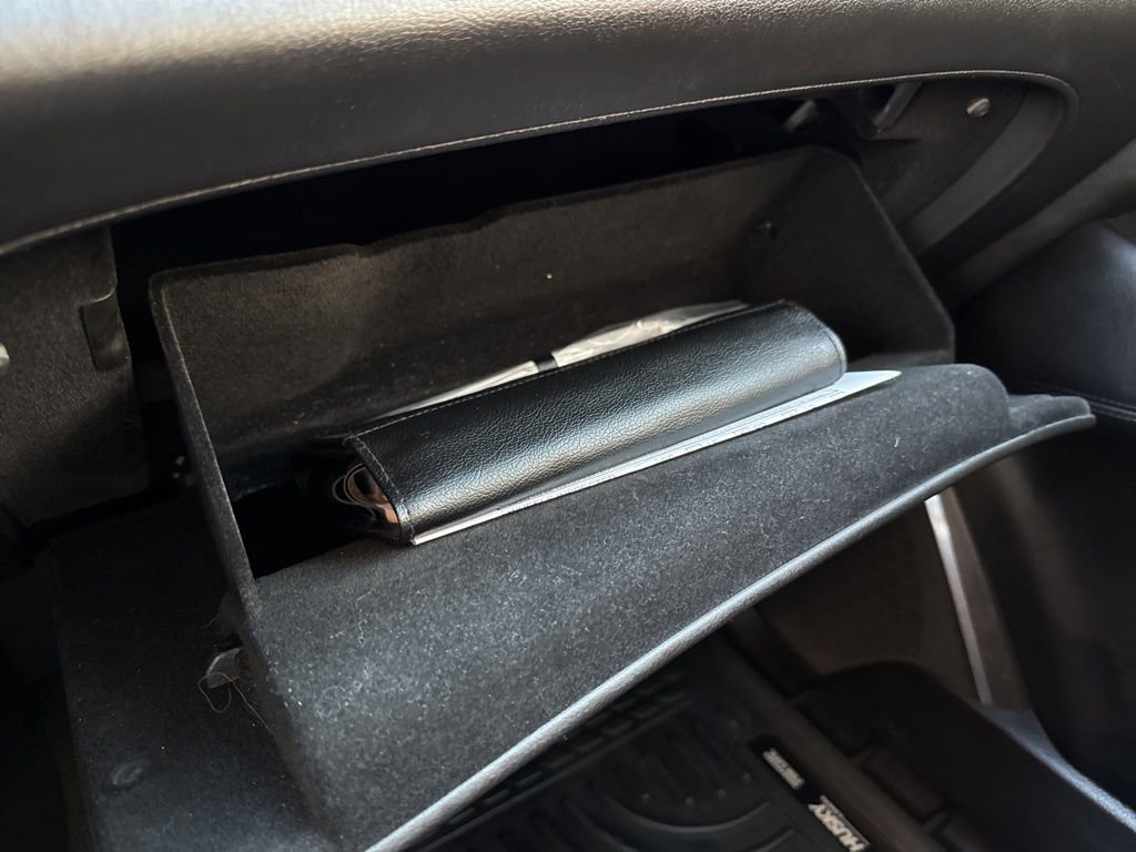 Used 2017 Cadillac Escalade ESV Luxury image 31