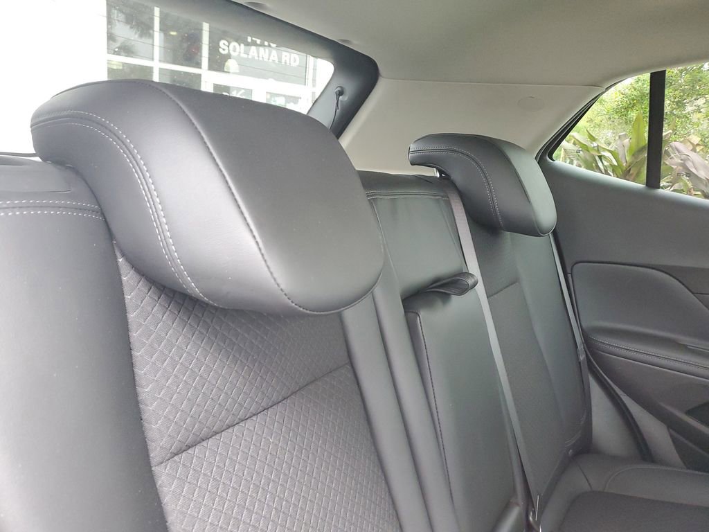 Certified 2022 Buick Encore Preferred w/ Safety Package image 24