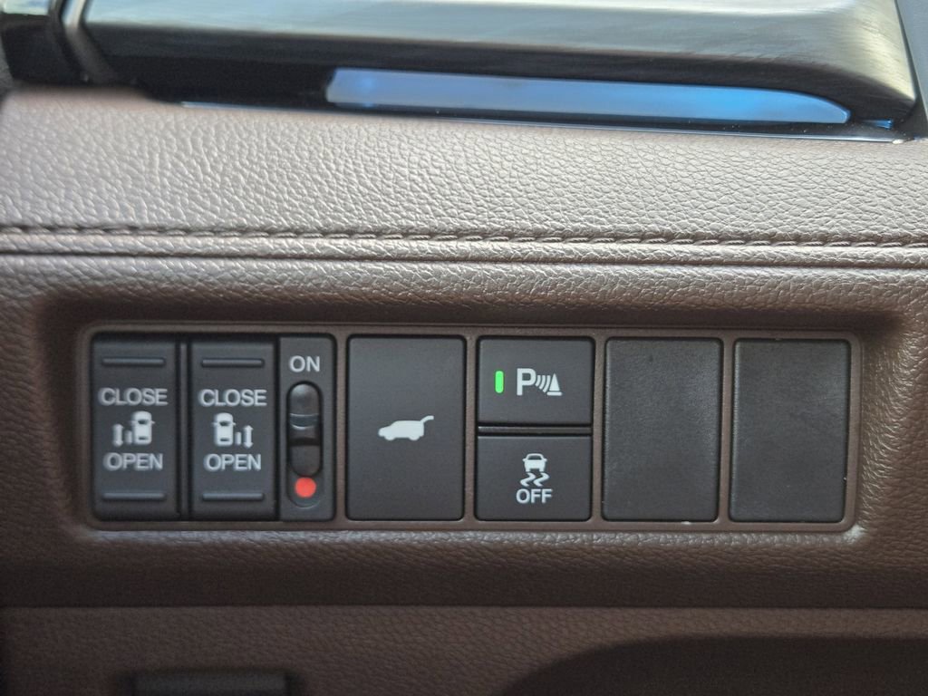 Certified 2025 Honda Odyssey Elite image 30