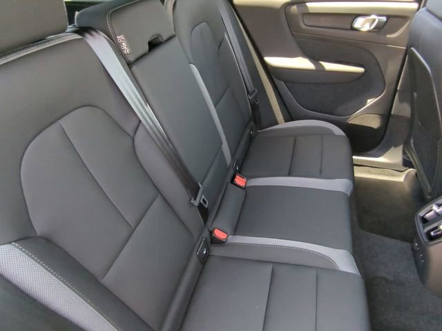 New 2025 Volvo EX40 Core w/ Climate Package image 14