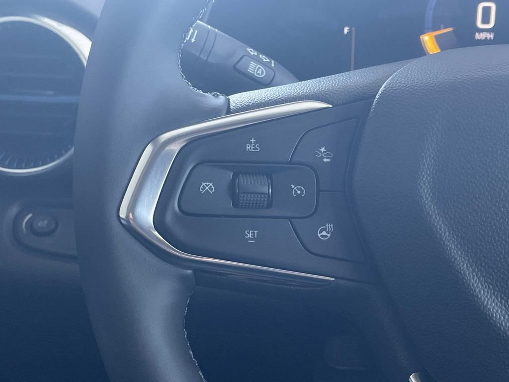 New 2026 Chevrolet Trax LT w/ Midnight Edition FWD image 25