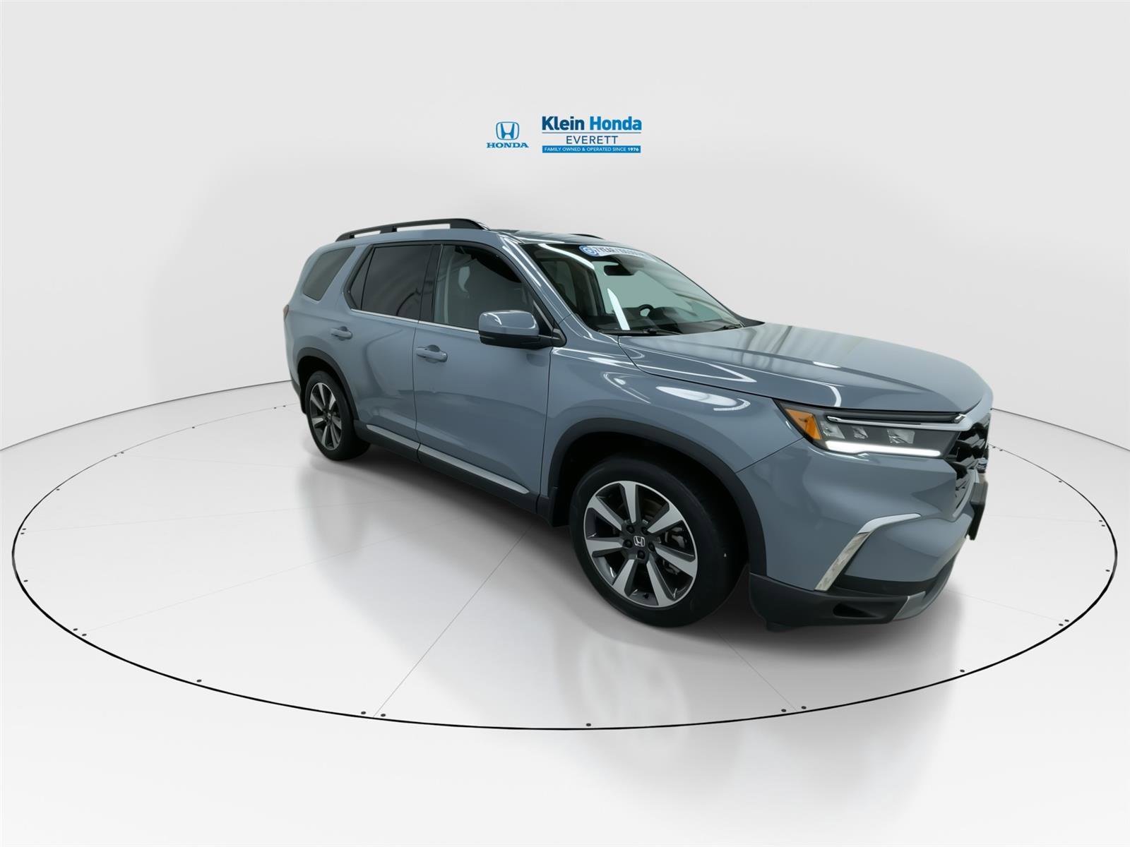 Certified 2023 Honda Pilot Touring image 4