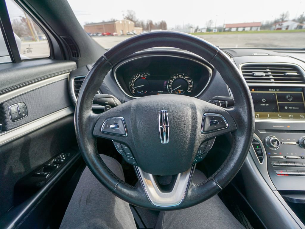 Used 2016 Lincoln MKX Premiere image 20
