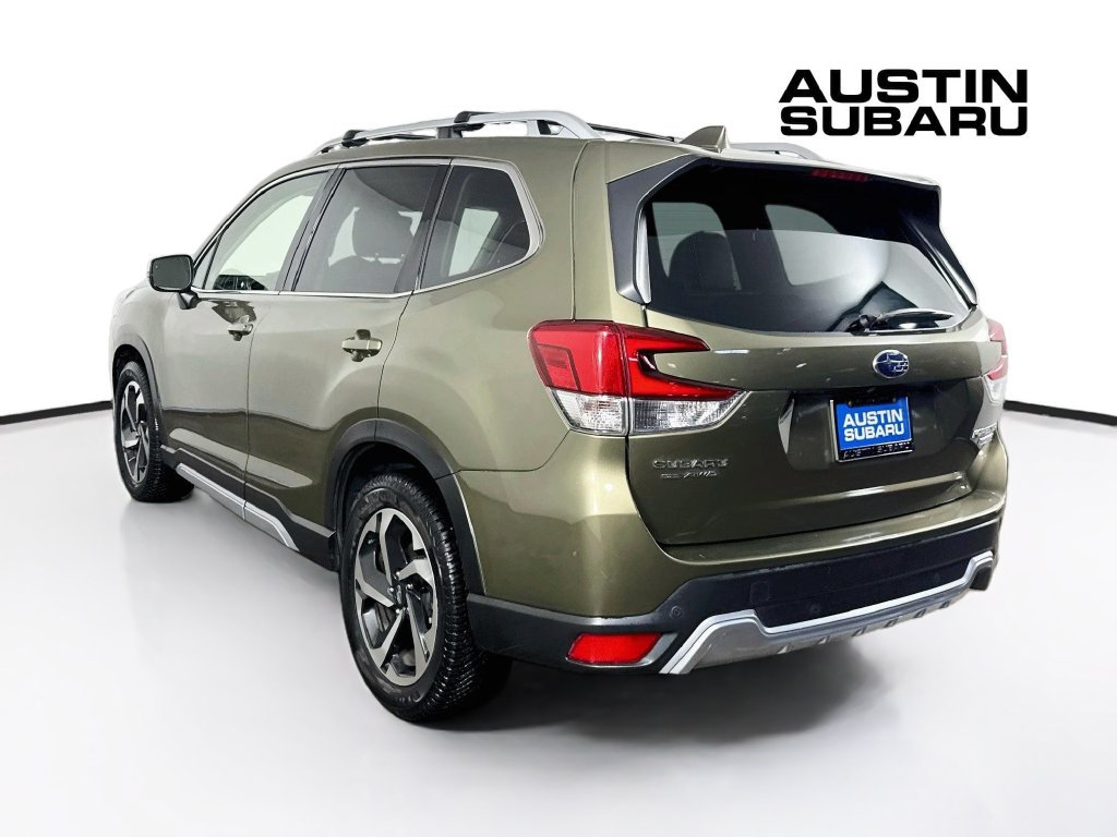 Used 2022 Subaru Forester Touring AWD/4WD image 5