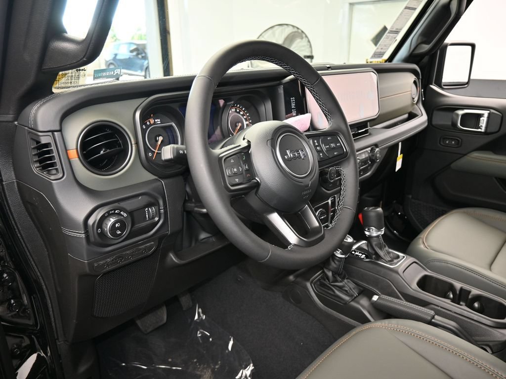 New 2026 Jeep Gladiator Mojave AWD/4WD image 11