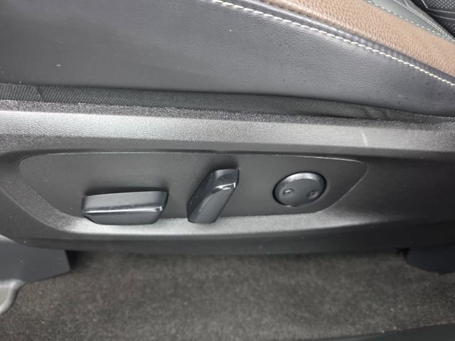 Used 2024 Nissan Pathfinder Platinum w/ Cargo Package image 23