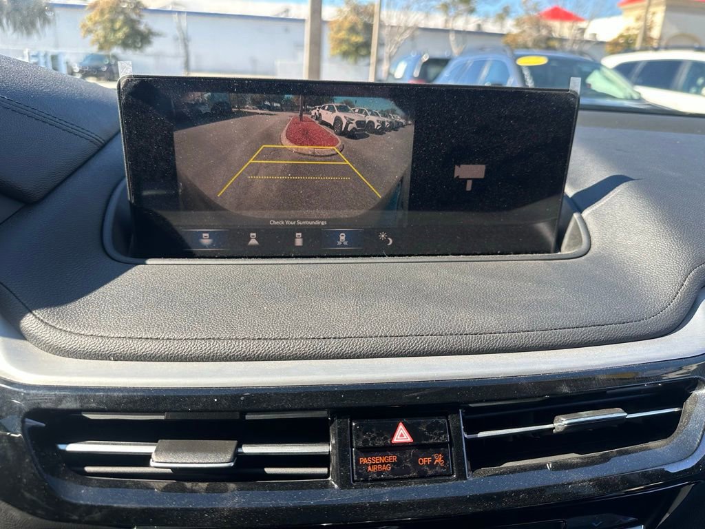 Used 2024 Acura MDX FWD image 33