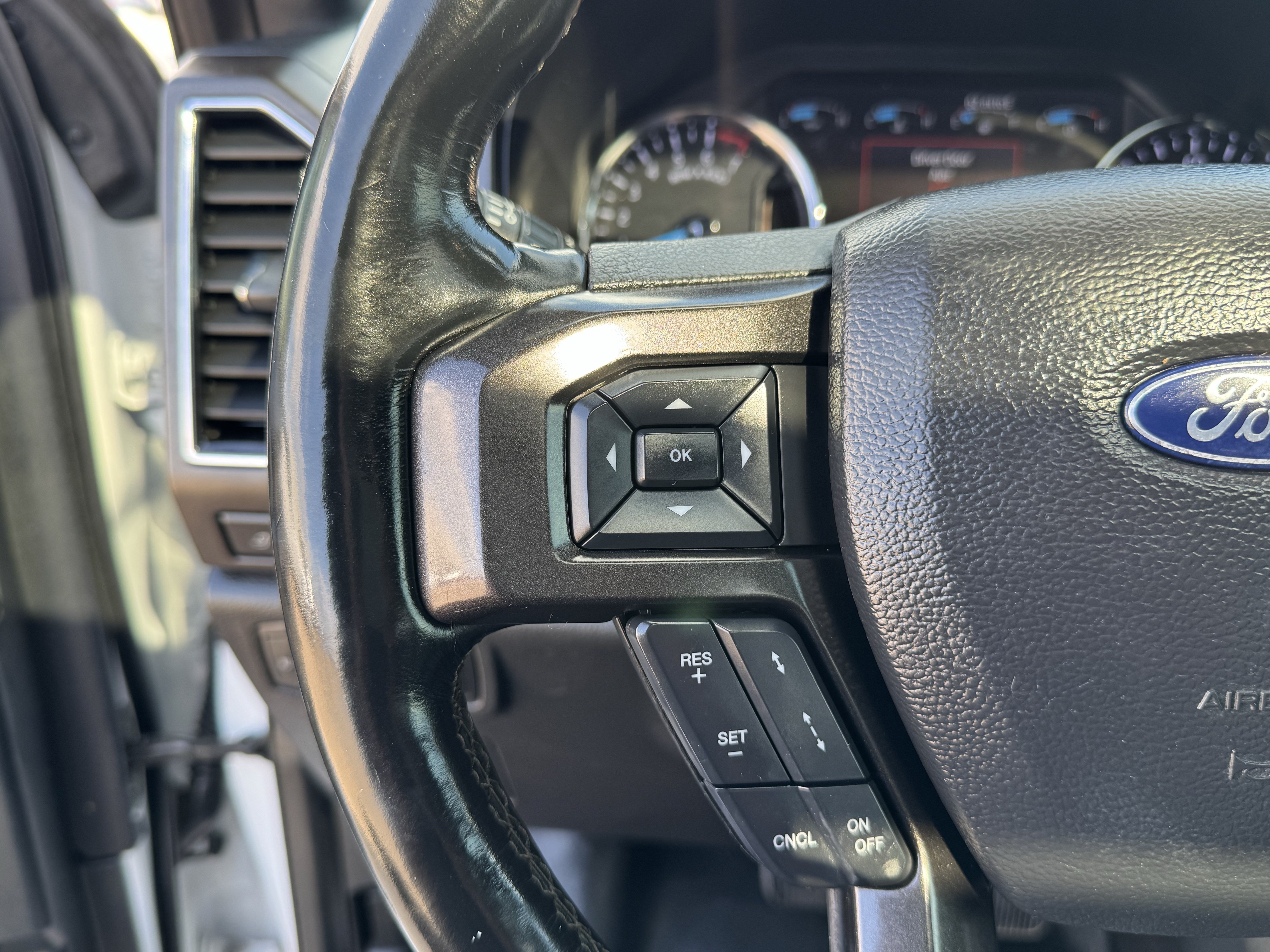 Used 2021 Ford Expedition Max Limited RWD image 33
