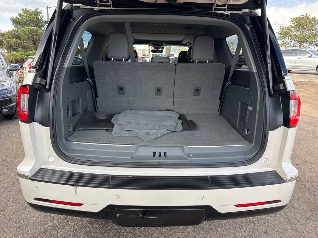 Used 2019 Lincoln Navigator L Reserve w/ Cargo Package AWD/4WD image 57