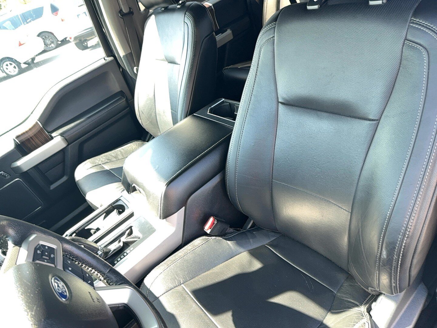 Used 2016 Ford F150 Lariat w/ Equipment Group 502A Luxury AWD/4WD image 16