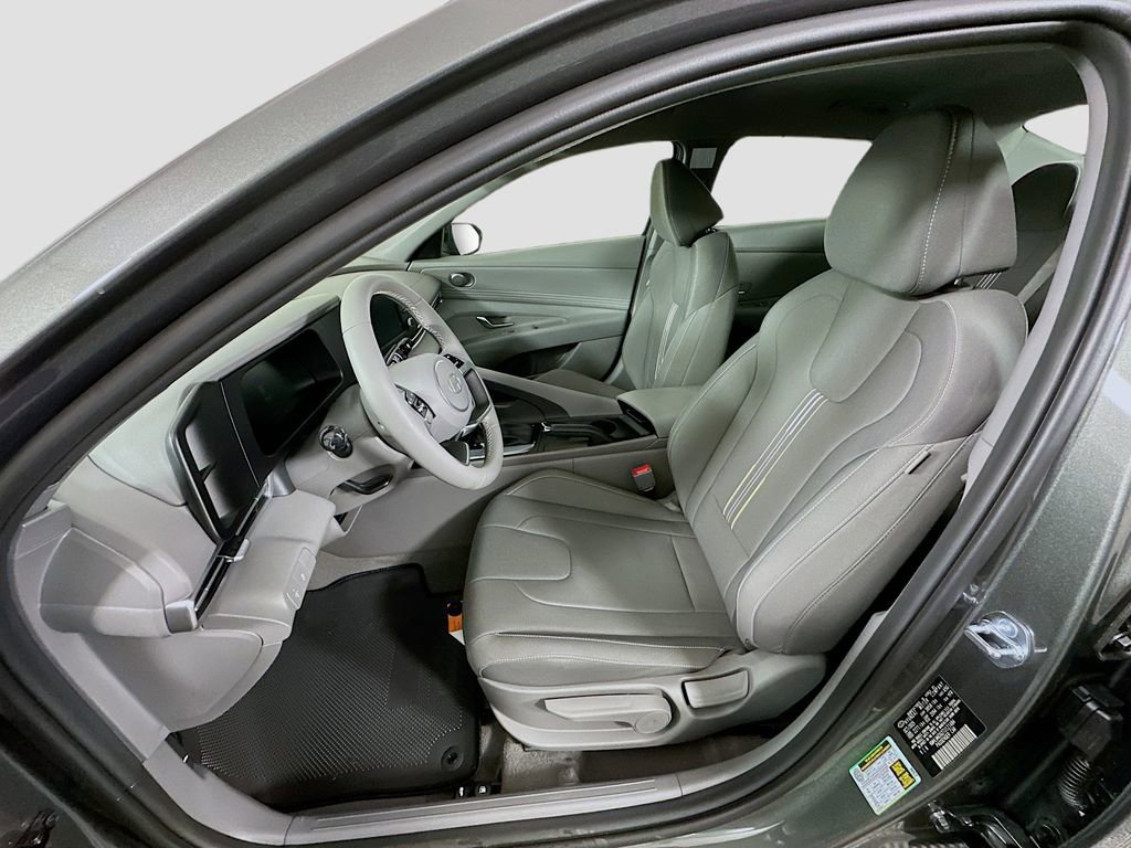 New 2026 Hyundai Elantra Sport image 15