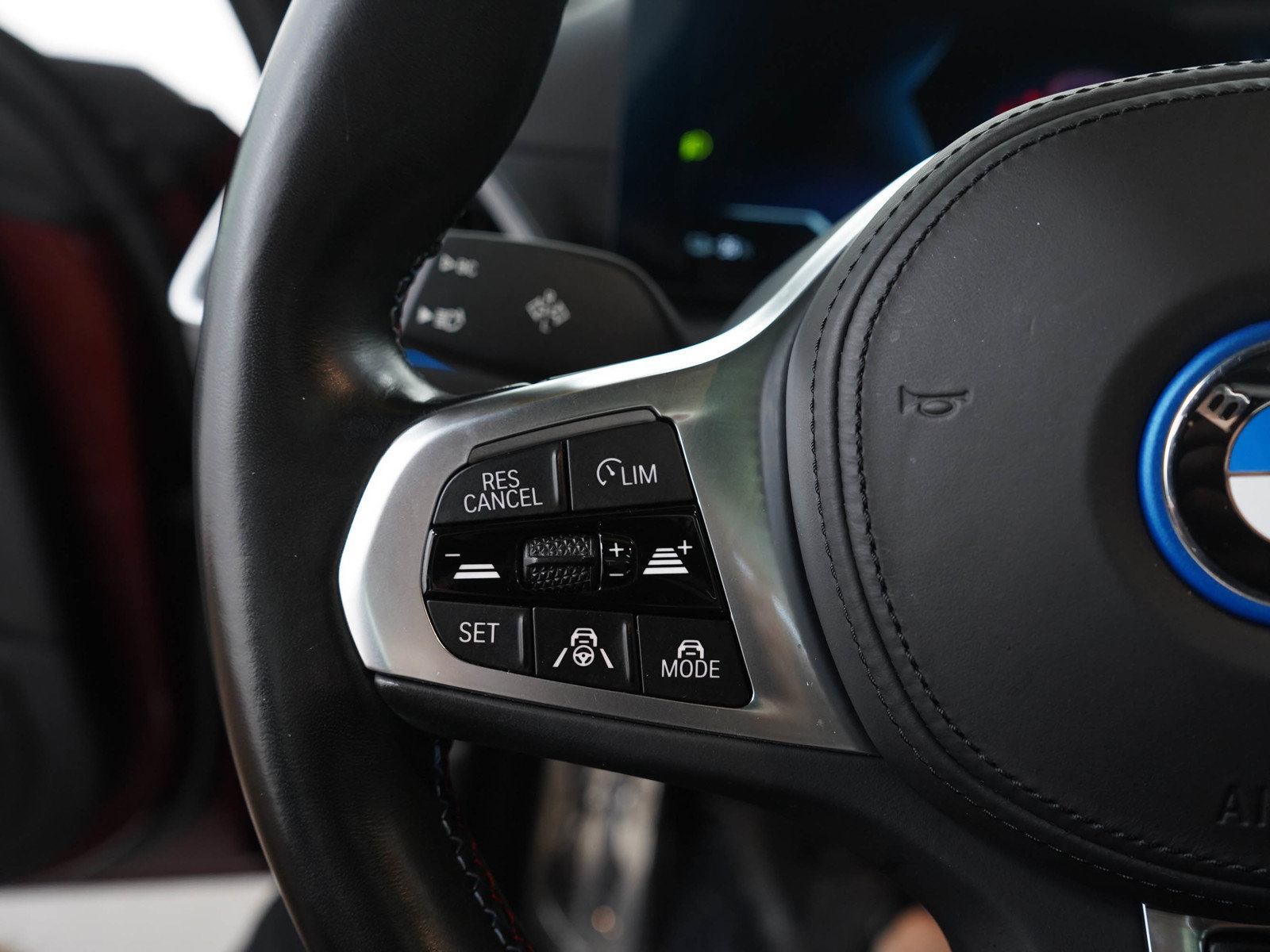 Used 2023 BMW i4 M50 w/ M Carbon Exterior Package AWD/4WD image 25
