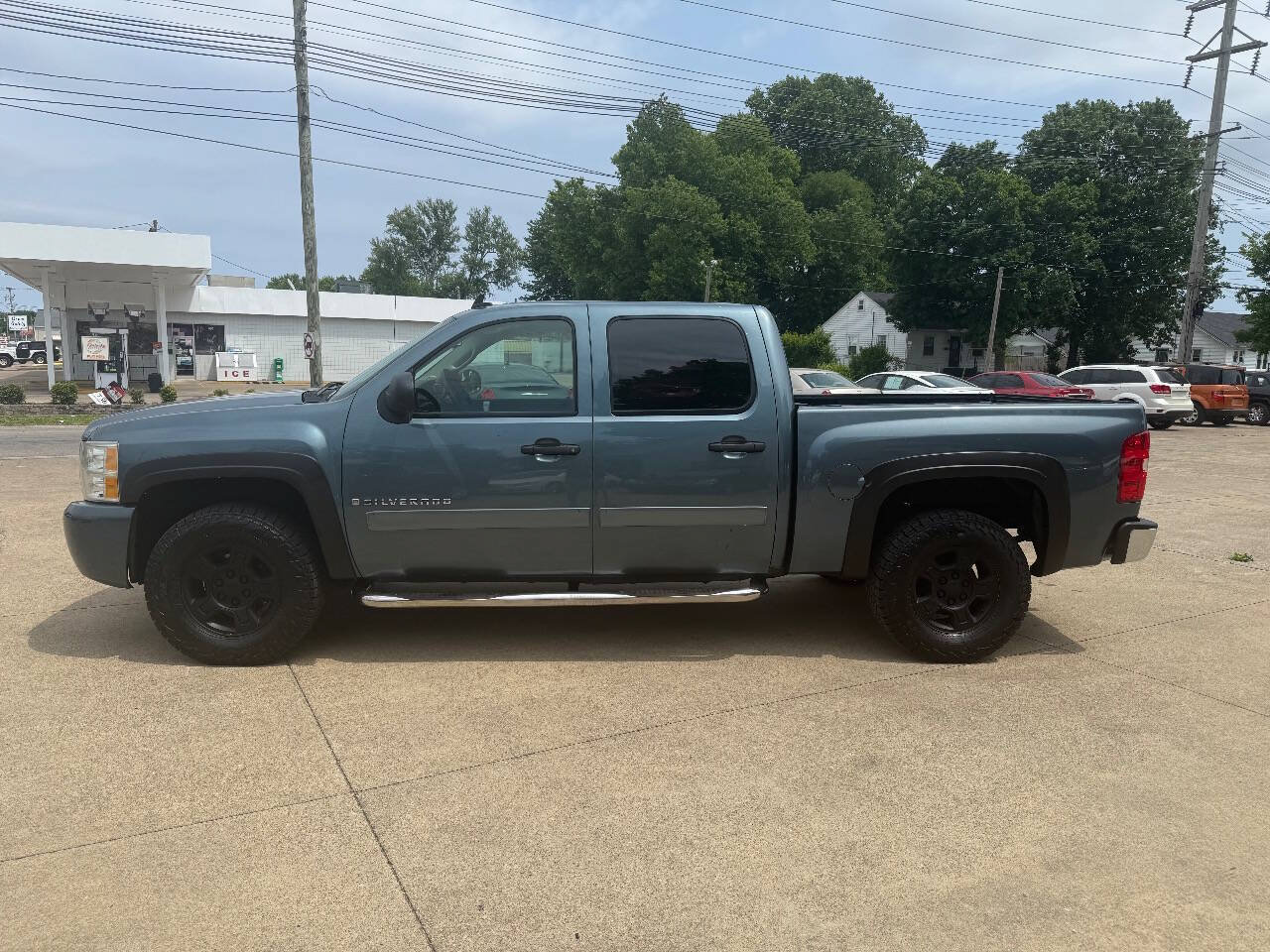 Used 2008 Chevrolet Silverado 1500 LT w/ Power Pack Plus AWD/4WD image 2