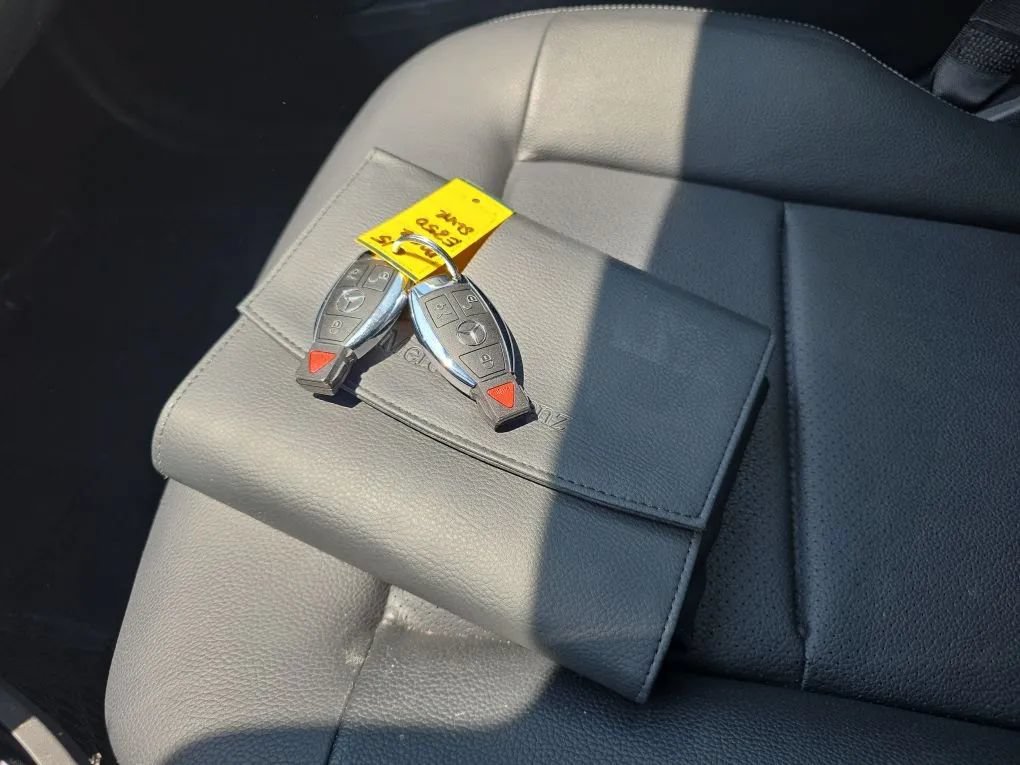 Used 2015 Mercedes-Benz E 350 Sedan w/ Premium 1 Package image 43
