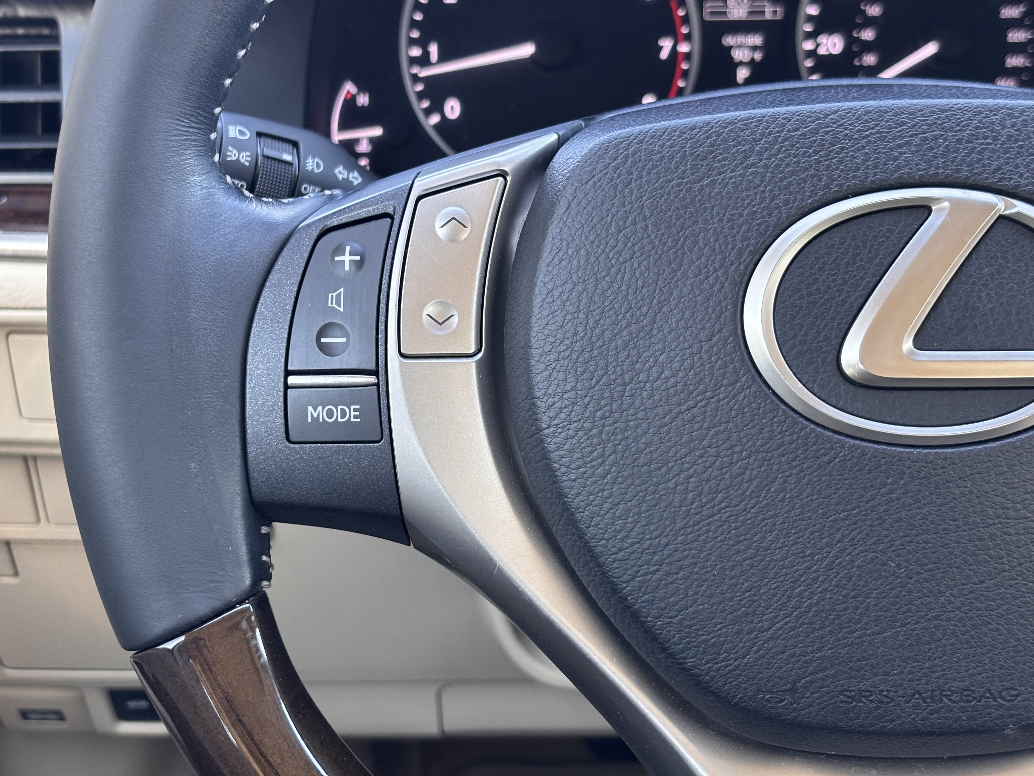 Used 2013 Lexus ES 350 w/ Premium Pkg FWD image 19