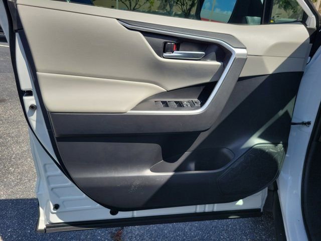 Certified 2025 Toyota RAV4 XLE Premium AWD/4WD image 12