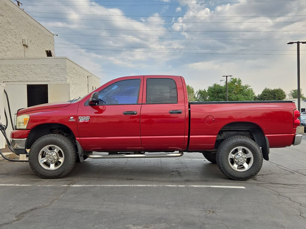 Used 2009 Dodge Ram 2500 Truck SLT w/ Popular Equipment Group AWD/4WD image 2