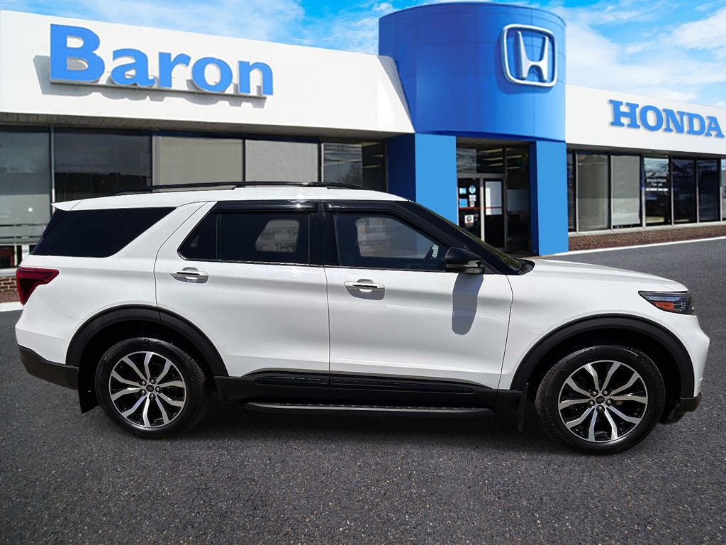 Used 2020 Ford Explorer ST AWD/4WD image 2