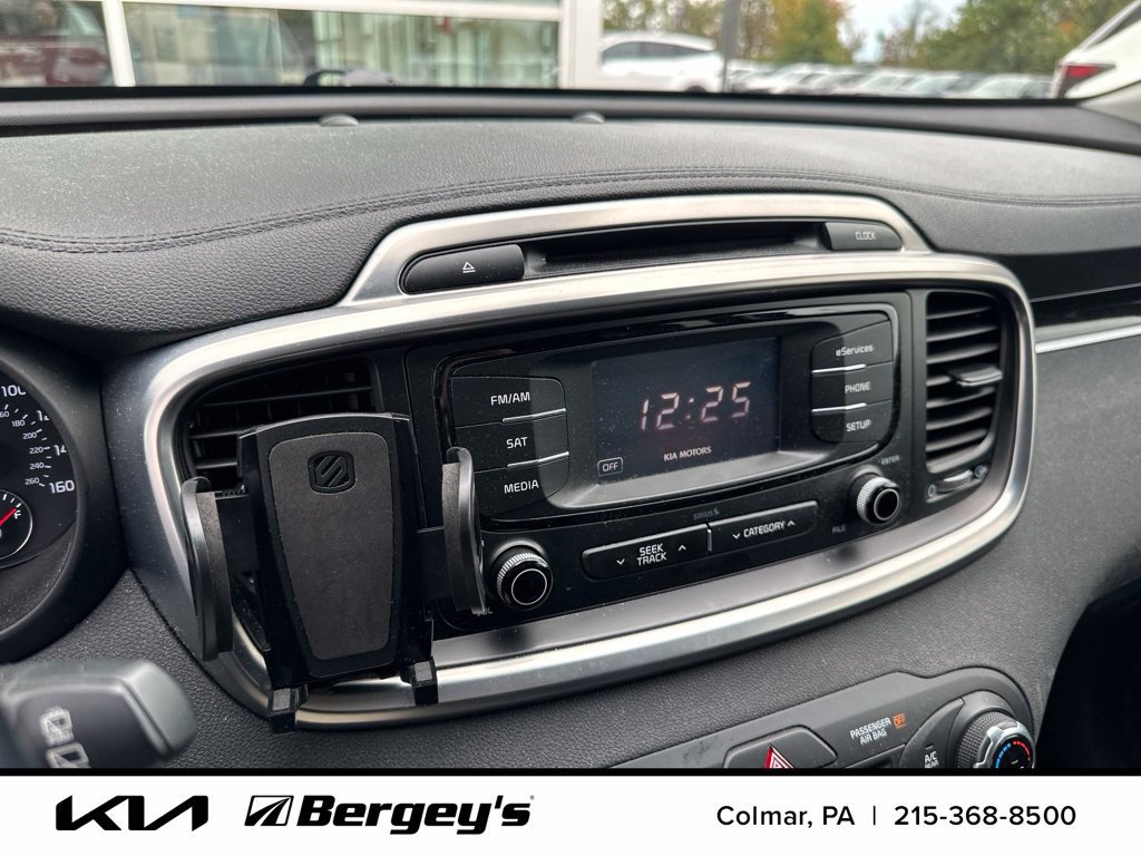 Used 2016 Kia Sorento EX AWD/4WD image 12