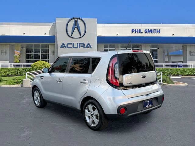 Used 2019 Kia Soul FWD image 3