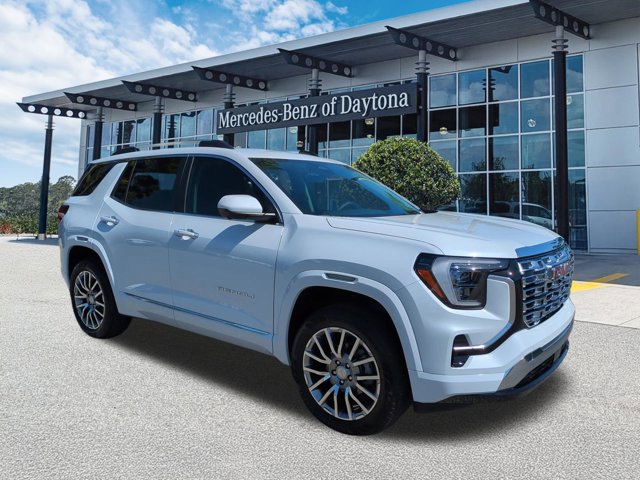 Used 2026 GMC Terrain Denali image 2