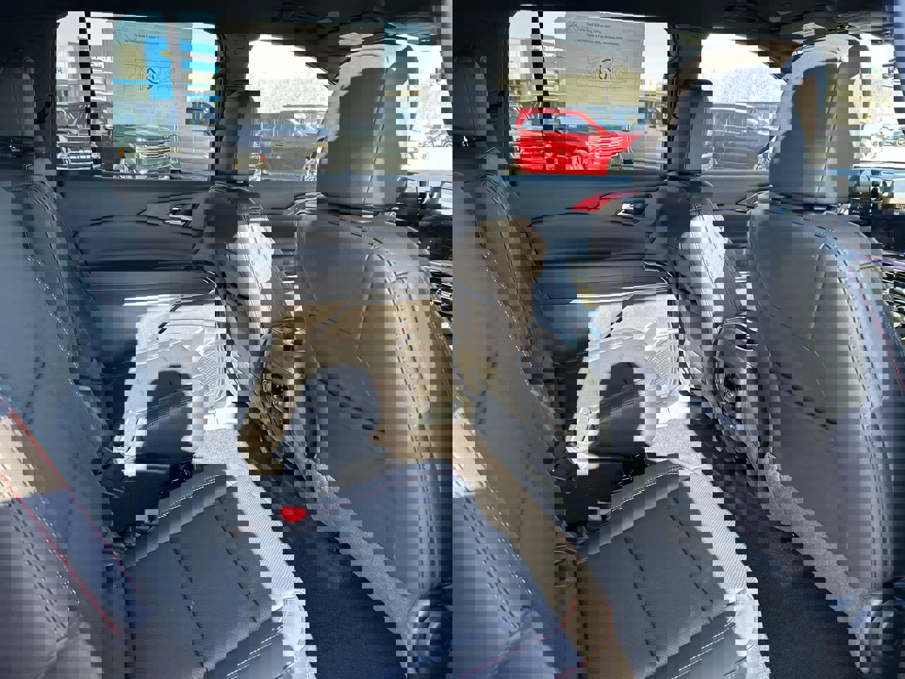 New 2026 Chevrolet Traverse Z71 w/ Driver Confidence Package image 18