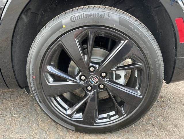 New 2026 Buick Envision Sport Touring image 4