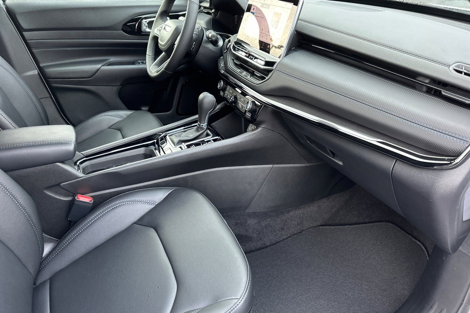 New 2026 Jeep Compass Limited image 19