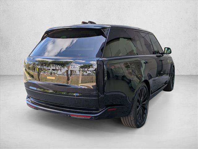 New 2026 Land Rover Range Rover SE video 2