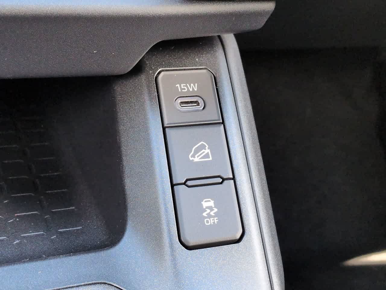 Used 2026 Toyota RAV4 SE w/ Convenience Package AWD/4WD image 20