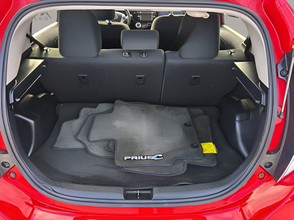 Used 2015 Toyota Prius C Two image 23
