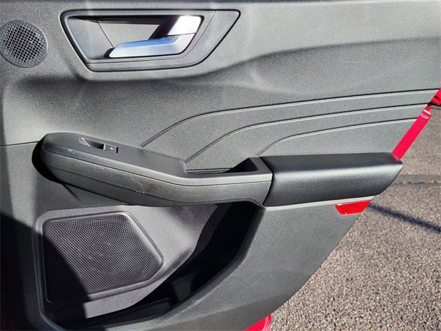 Used 2023 Ford Escape Platinum w/ Premium Technology Package image 30