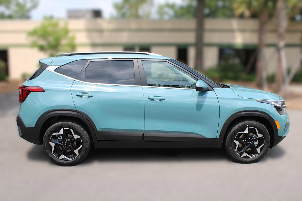 New 2026 Kia Seltos EX FWD image 6