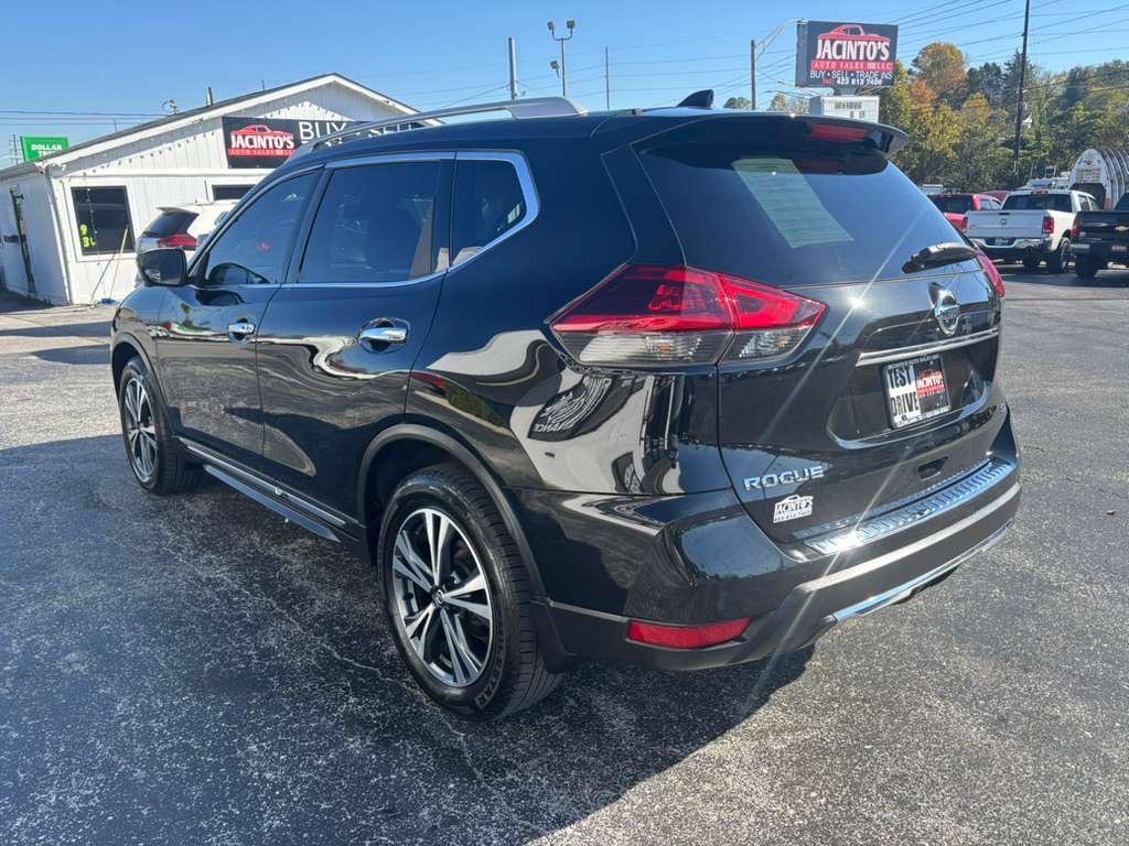 Used 2018 Nissan Rogue SL image 4