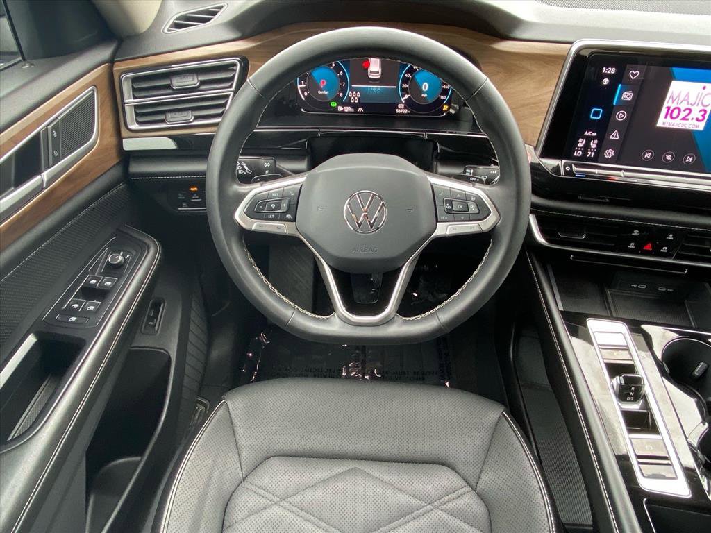 Certified 2024 Volkswagen Atlas SE image 5