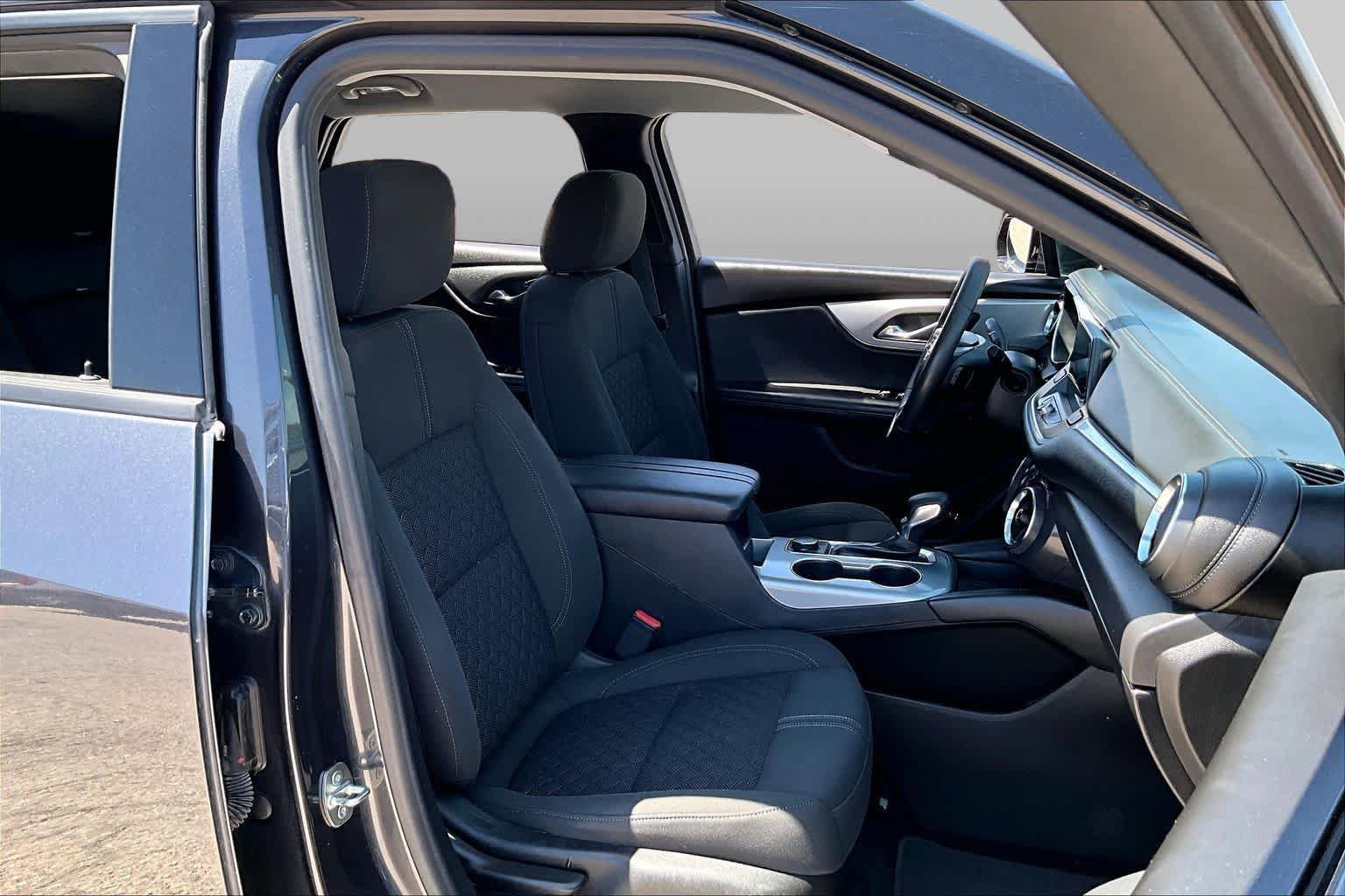 Used 2021 Chevrolet Blazer LT FWD image 9