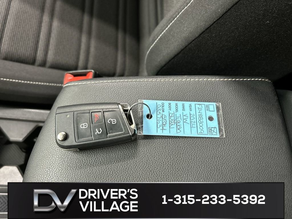 Certified 2024 Volkswagen Tiguan S AWD/4WD image 12