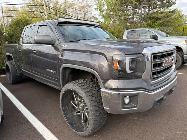 Used 2015 GMC Sierra 1500 SLE w/ SLE Value Package AWD/4WD image 2