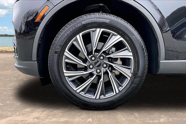 Used 2025 Lincoln Aviator Premiere Utility image 33