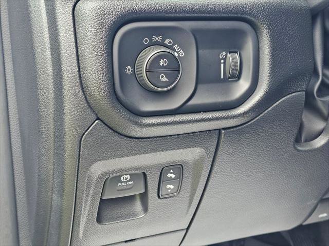Certified 2024 RAM 1500 Big Horn AWD/4WD image 47
