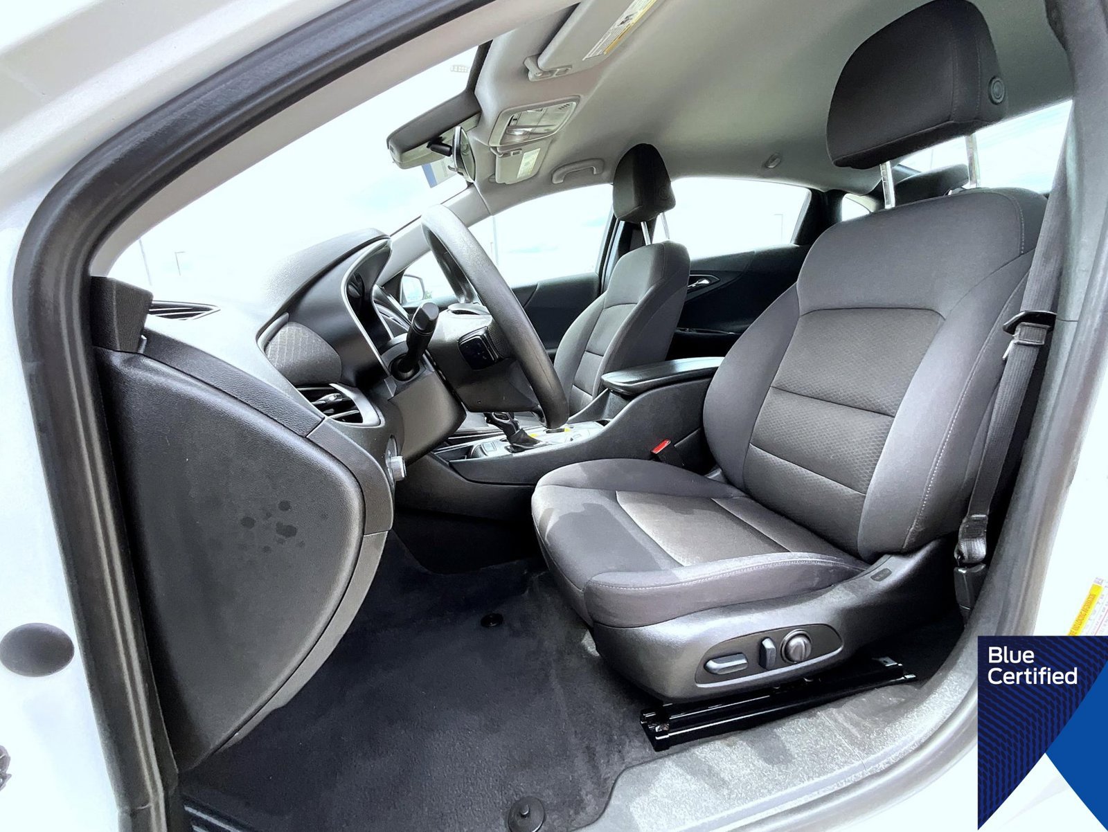 Used 2025 Chevrolet Malibu LT FWD image 10