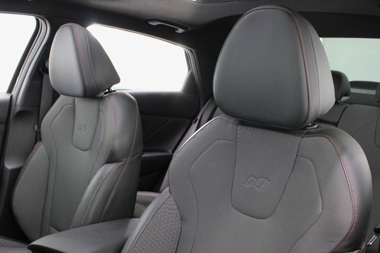 Used 2025 Hyundai Elantra N Line FWD image 34