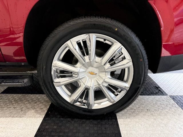 Used 2021 Chevrolet Suburban High Country w/ Premium Package AWD/4WD image 13