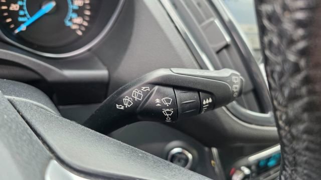 Used 2016 Ford Escape Titanium image 19