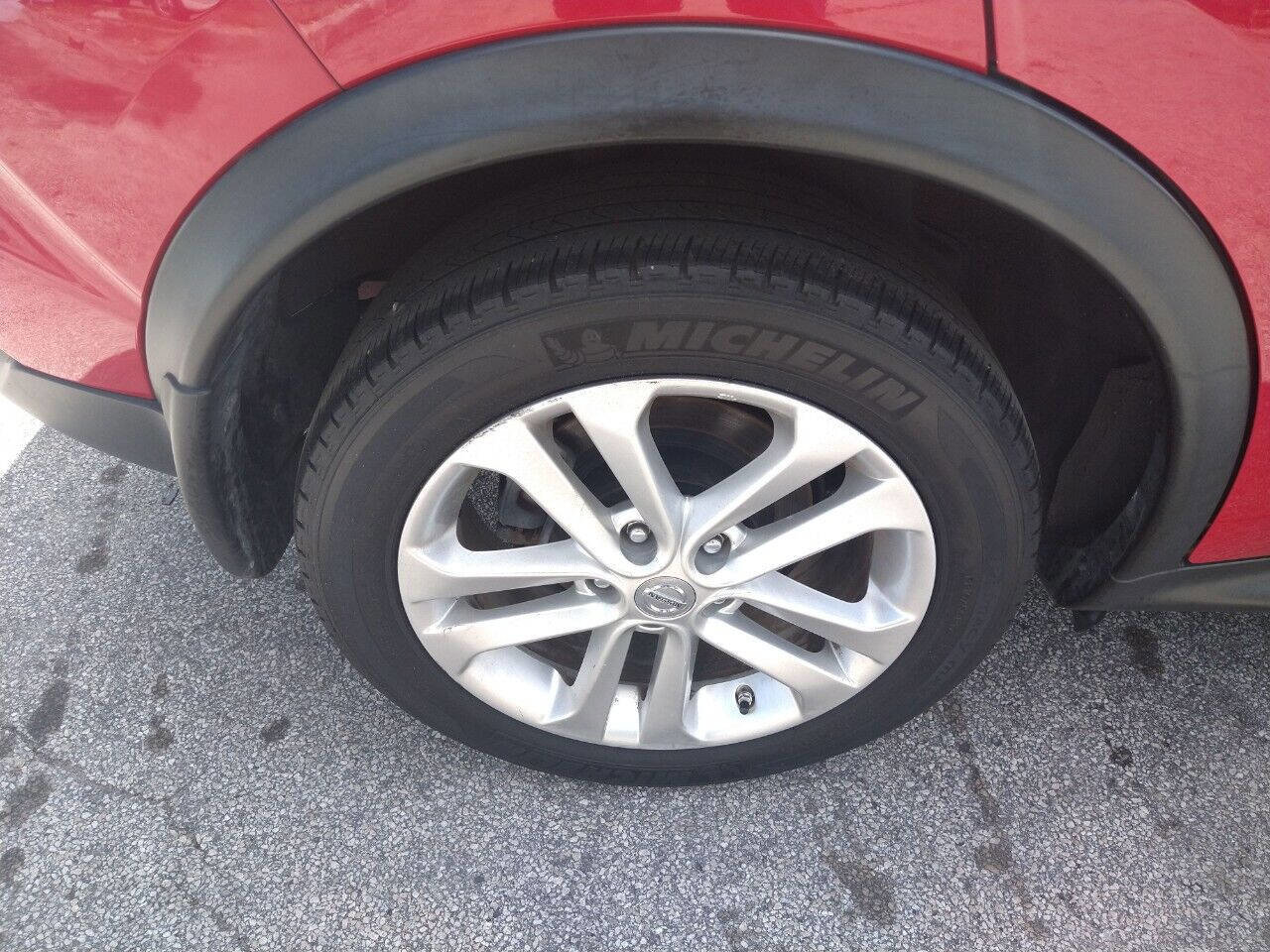 Used 2015 Nissan Juke SV w/ Technology Package image 22