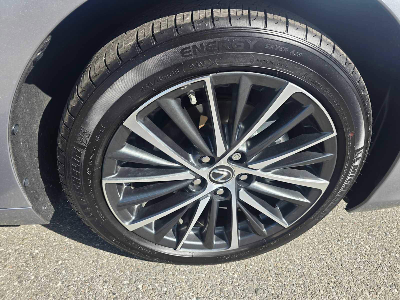 Certified 2025 Lexus ES 300h w/ Premium Package FWD image 9