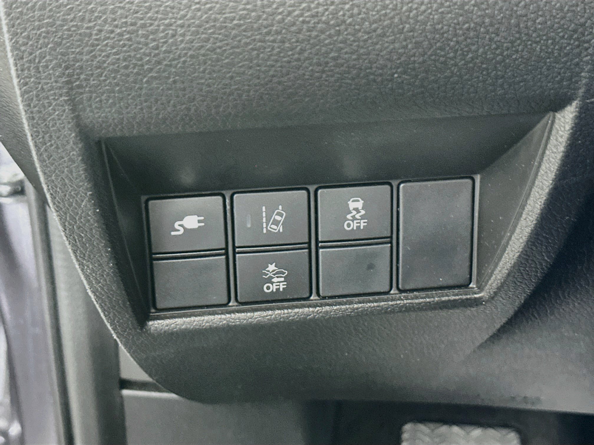Used 2018 Honda Clarity Touring image 16