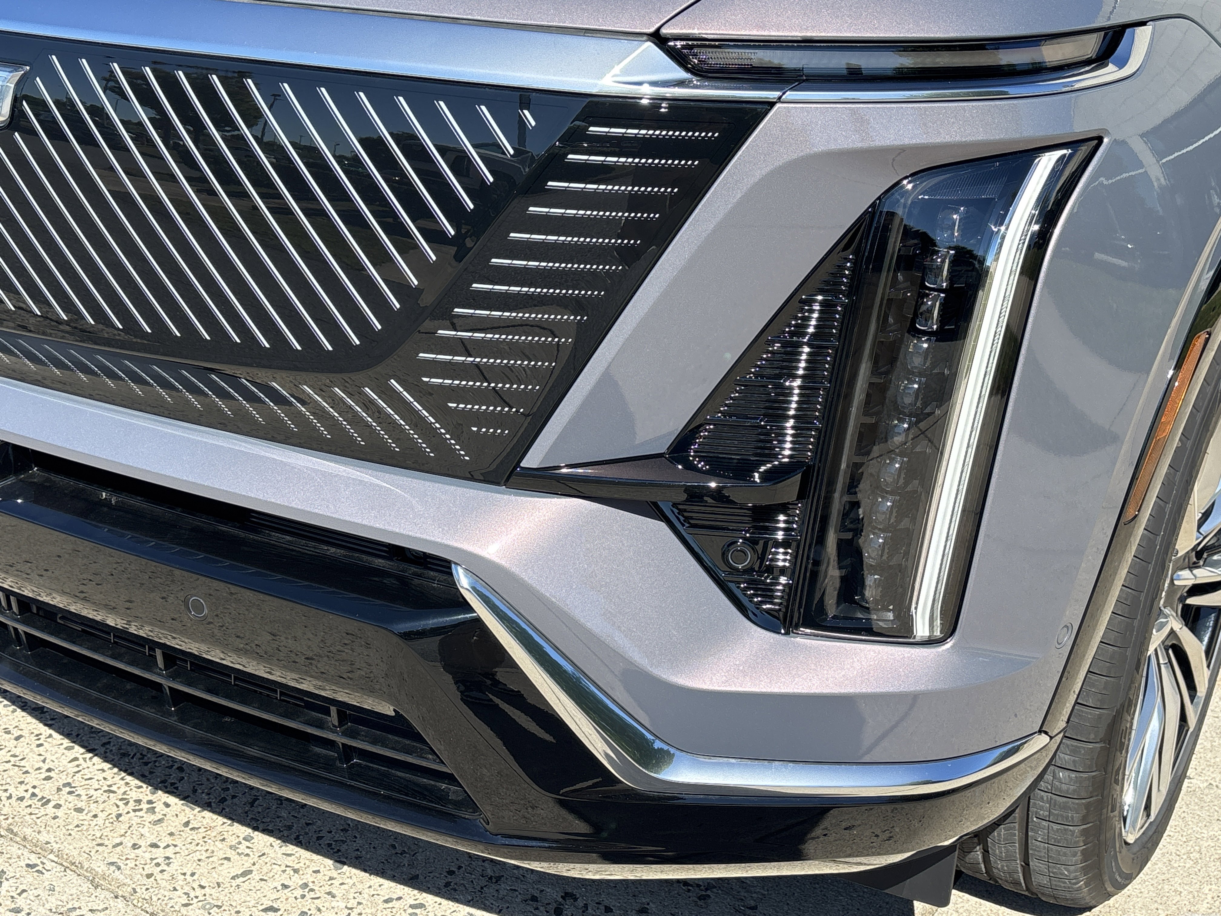 New 2026 Cadillac Vistiq Premium Luxury w/ LPO, Floor Liner Package image 16